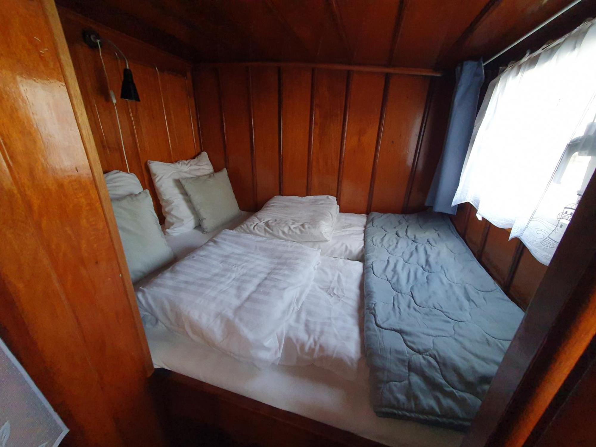 Houseboat Holiday Apartments 로테르담 객실 사진